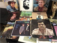 Large group of record albums Kenny Rogers, buck