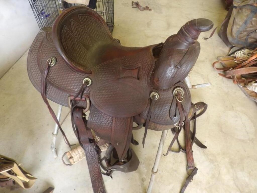custom built 16" saddle