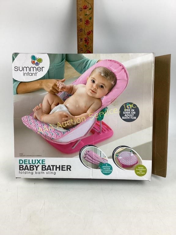 Summer Infant deluxe baby bather folding bath