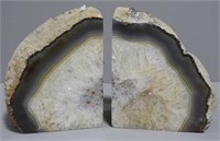 Pair of Geode Bookends. 7.5” Tall. 13.35 T. Oz