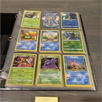 Mixed lot of Vintage and Modern Pokemon cards