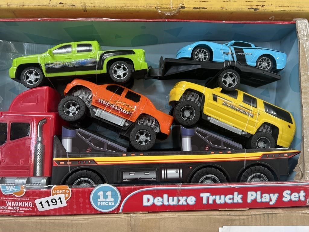 DELUXE TRUCK PLAY SET RETAIL $19