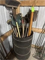 Asst Lawn & Garden Tools w/barrel