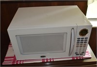 Oster microwave; as is