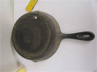 Cast Iron #5 with heat ring; frying pan