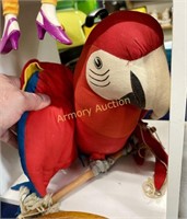 PLUSH PARROT