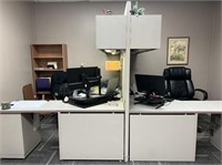 2 Attached Cubicles