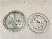 2 Battery Operated Clocks