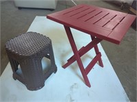 1ft Tall Woven Plastic Stool and Collapsible