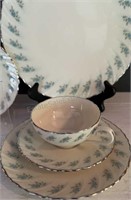 VTG LENOX CHINA Rosedale 5 piece Setting - IN