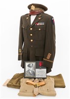 WWII US ARMY OFFICER NAMED UNIFORM & DACHAU PASS