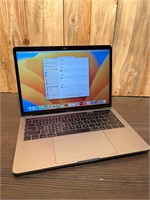 Apple MacBook Pro 13