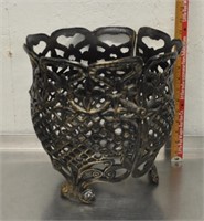 Cast iron flower pot