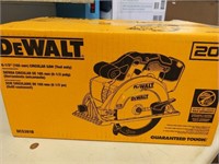 DEWALT 20V Max 6-1/2-in Cordless Circular Saw