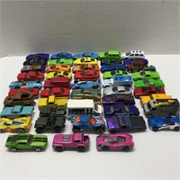 LOT OF SMALL DIE CAST CARS - SOME HOT WHEELS