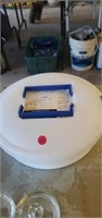 Food storage container