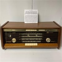 c1963 Philips B5X43A/54 AM/FM/SW Tube-Type Stereo