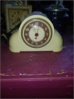 Vintage sessions clock
