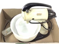 Vintage Sunbeam Mixmaster Electric Mixer