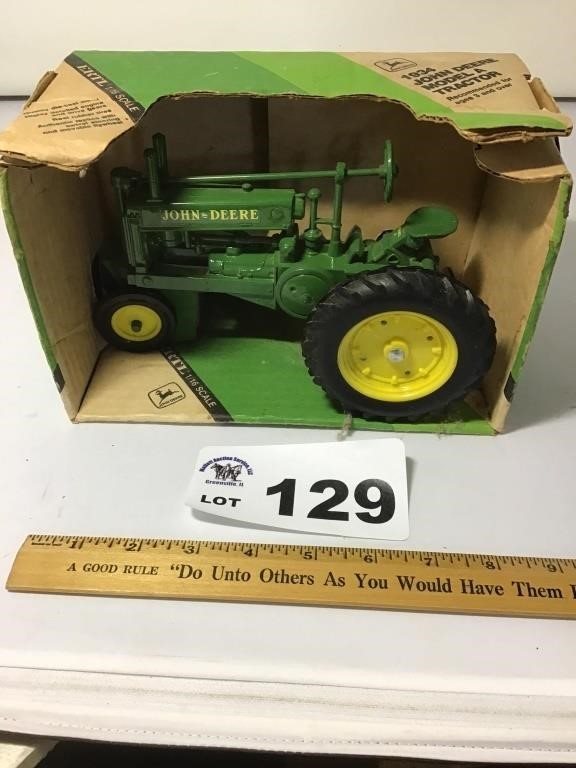 Diecast Farm Toys Ron and Marlene Mollett Estate