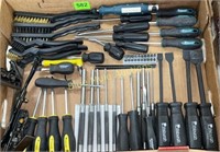 Hand tools & brushes
