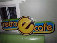 Retro 'e' Cafe