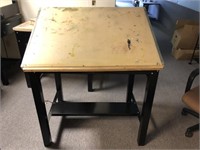 Drafting Table with Adjustable Top