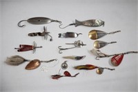 (12+) SPINNER TYPE FISHING LURES: