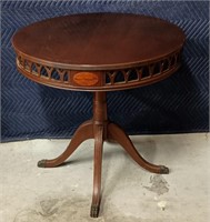 ANTIQUE CARVED SIDE TABLE (SCRATCHES) SEE PHOTOS