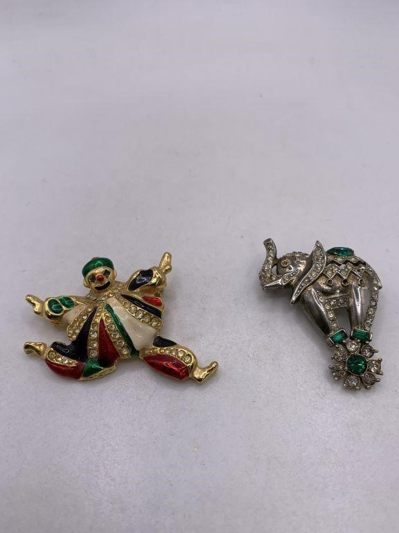 CIRCUS THEMED BROOCH LOT