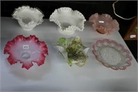 LOT OF FRILLED CANDY DISHES