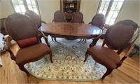 Heritage Dining Table w/ 6 Henredon Arm Chairs