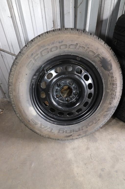 1 BF Goodrich Tire With Rim   205/70R15    New