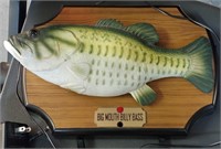 BIG MOUTH BILLY BASS SINGING FISH - WORKS