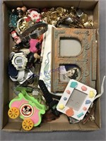 Jewelry, watches, old mini frames