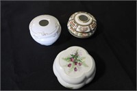 2 Hair receivers & covered music trinket box