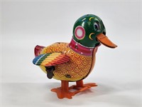 VINTAGE JAPAN TIN WIND UP DUCK