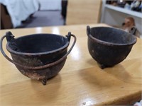 Cast iron match pots
