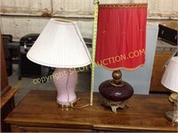 2 table lamps, lg pink vase lamp, lg red globe