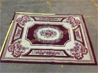 4'x5' burgandy and white entry rug