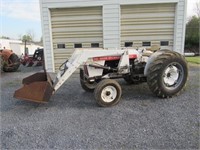 David Brown 990 Tractor with Loader