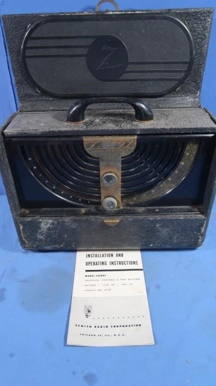 Vintage Zenith Portable 6 Tube Receiver Model
