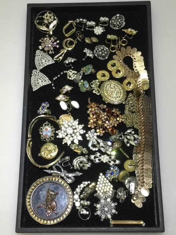 Vtg Costume Jewelry