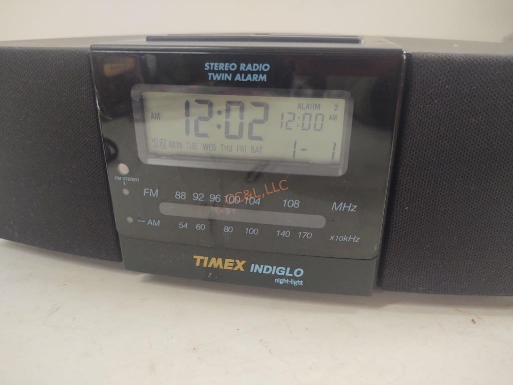 Timex Indiglo alarm clock radio t456b | Complete Cleanouts & Liquidations,  LLC