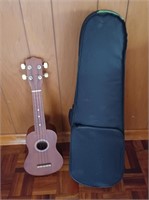 Denver Ukulele Model Uke3 With Case