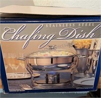4 QT STAINLESS STEEK CHAFING DISH