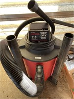 Craftsman wet dry vac 8 gal/2.5 h.p.