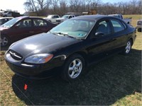 2002 Ford Taurus SE,