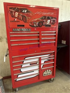 Mac Tools roll away tool box