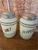 Vintage Hazel Atlas Salt&Pepper Stripe Milk